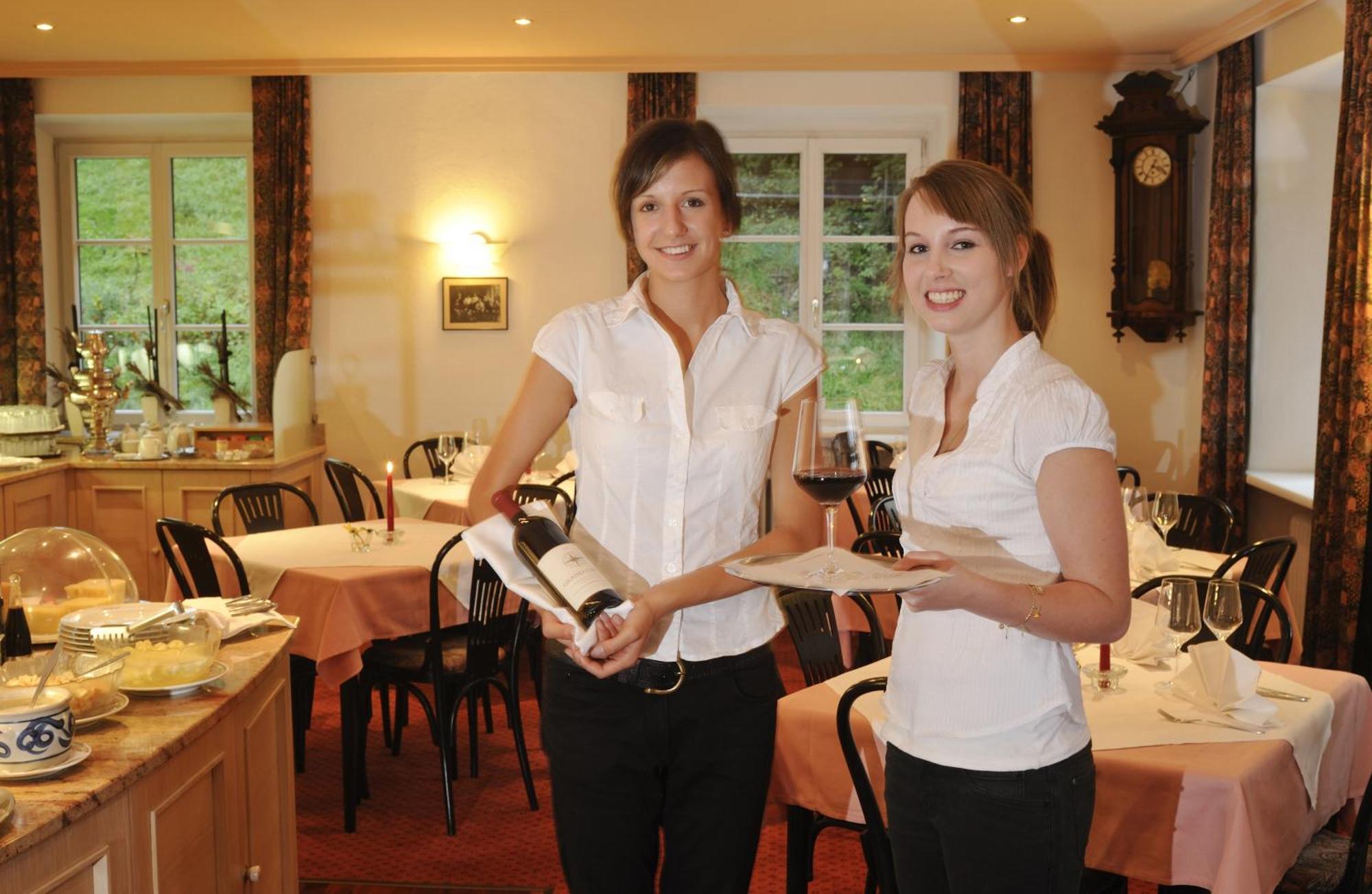 Austria Classic Hotel Heiligkreuz Hall in Tirol Luaran gambar