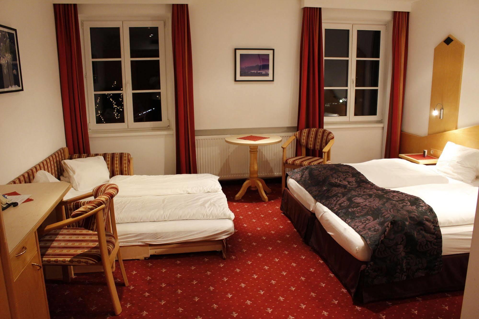 Austria Classic Hotel Heiligkreuz Hall in Tirol Luaran gambar